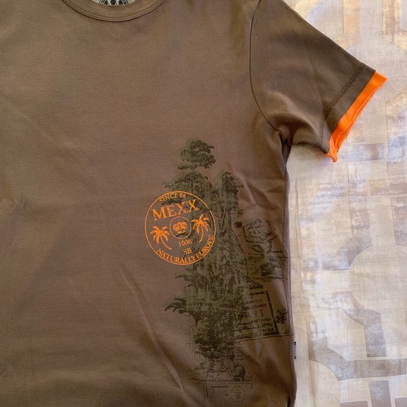 Mexx Olive Green with Orange Trim Men’s T-shirt - Picture 4 of 5